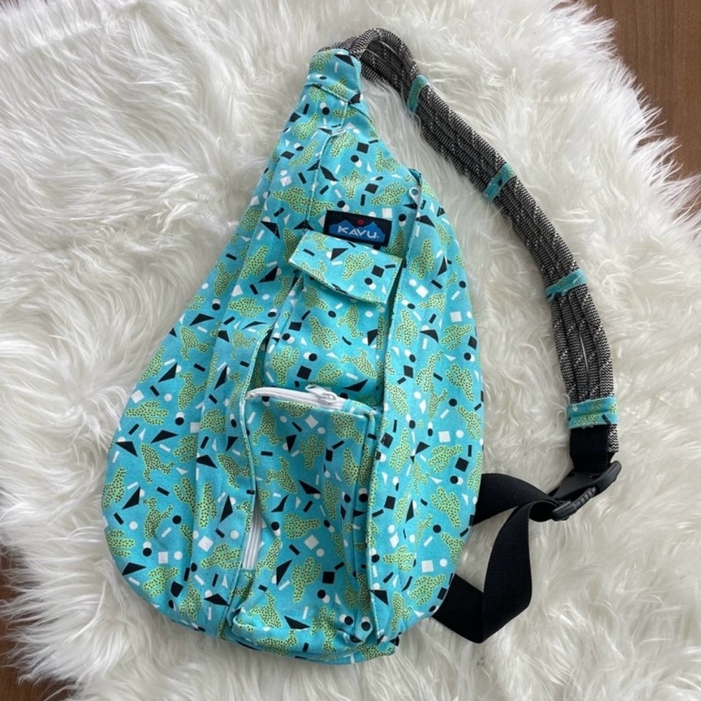 KAVU Original Rope Bag Sling Pack Adjustable Rope Shoulder Strap Cactus Confetti